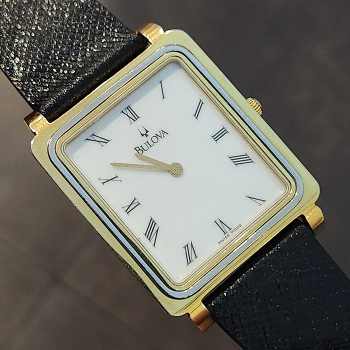 Jam tangan Tank Bulova Swiss