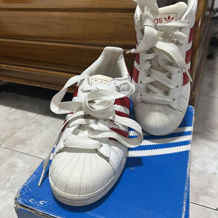 Sepatu adidas superstar preloved