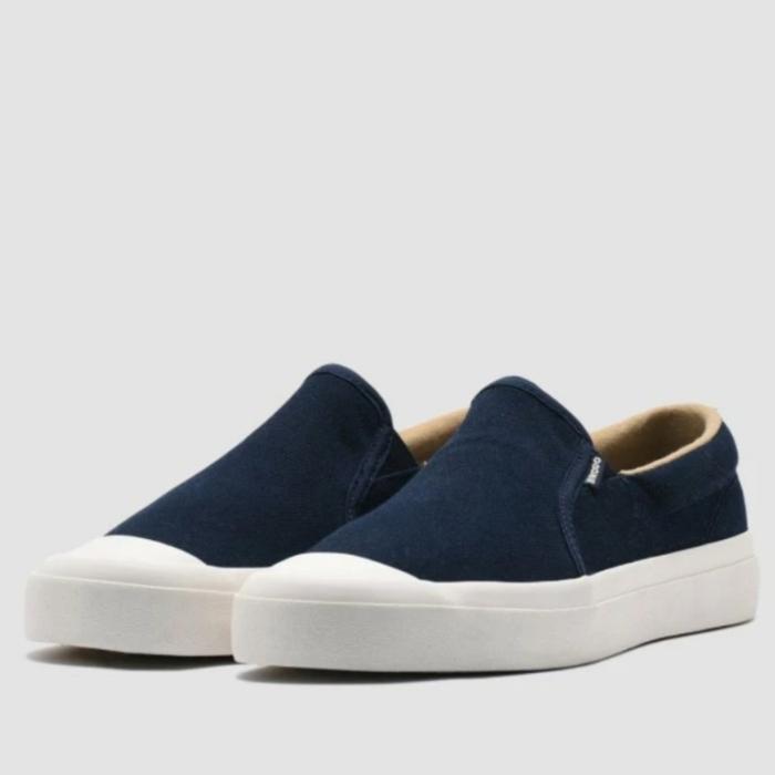 Sepatu pria Brodo Slip on Navy
