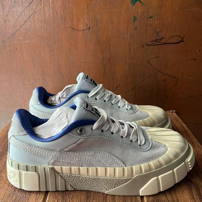 Sepatu Second Original Puma Cali x Sankuanz Size 35,5/22cm