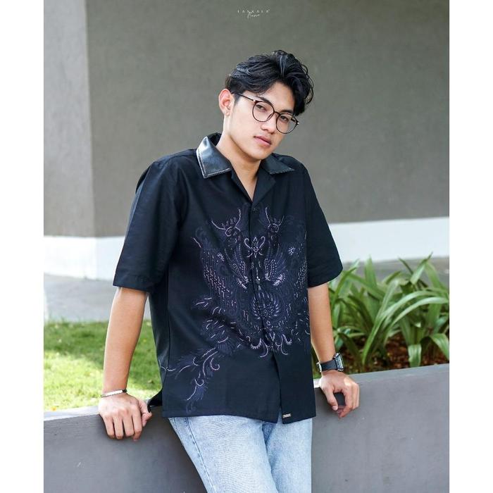 Laskala Basic - Sadam Black | Kemeja Batik Pria Hitam Lengan Pendek | Bowling Shirt Pria