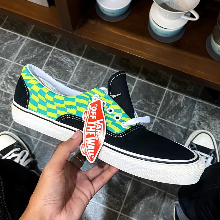 VANS ERA TWIST WARP CHECKER BLACK BAY BNIB 100% ORIGINAL PT.NAVYA RETAIL INDONESIA.