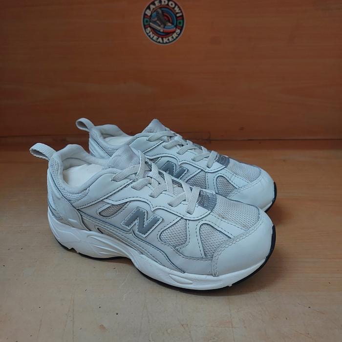 Sepatu Anak Second Original New Balance 878 Size 32,5