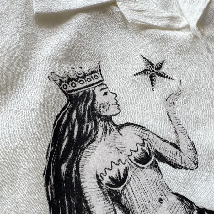 Tropic Thunder Sirena Shirt