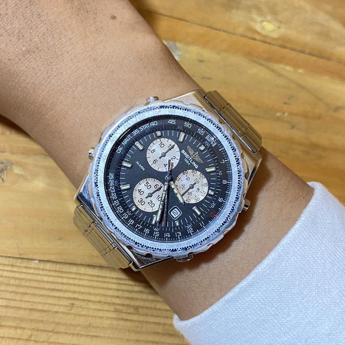 BREITLING Jupiter Pilot Quartz jam tangan pria