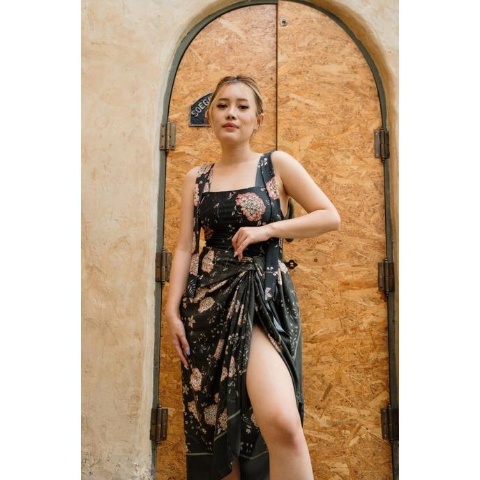 Hello Alice X Stella Lee - Lee Wrap Skirt Scarf