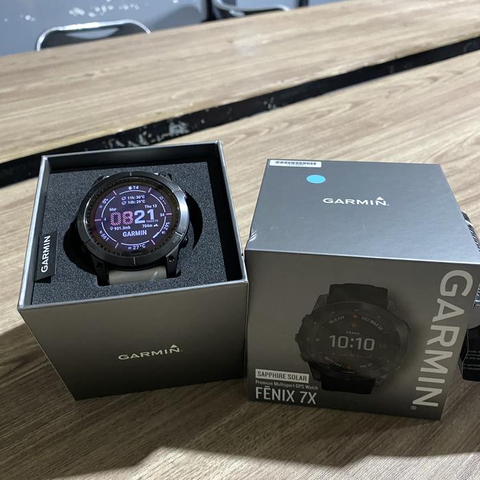 Jam Tangan Garmin Fenix 7X Sapphire Solar - Smartwatch Digital