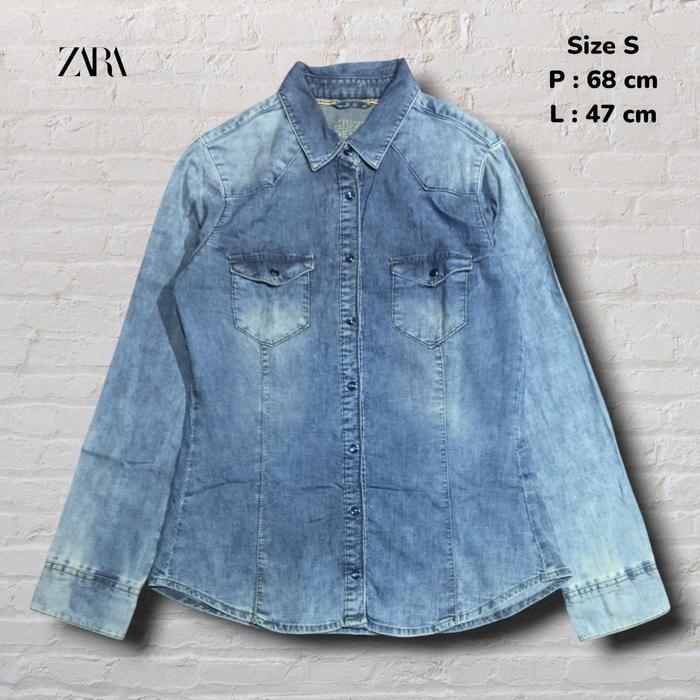 Size S Kemeja Panjang Denim Zara Blue Washed Fading Original Second Preloved #K56