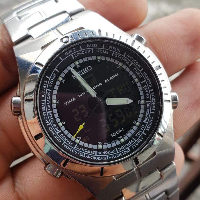Seiko Anadigi H023 Quartz World time GMT Jam tangan Pria Digital