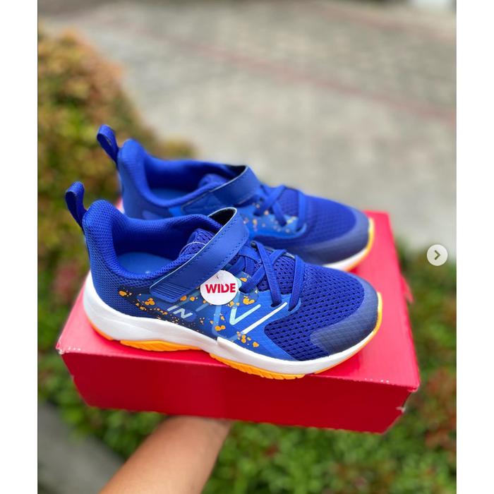 New Balance Kids Blue Rave Run V2 YTRAVBH Size 32.5