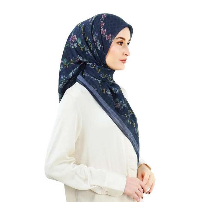 Tergacor Nada Puspita Tales Of The Vine Series Scarf - Blueberry Terbaik