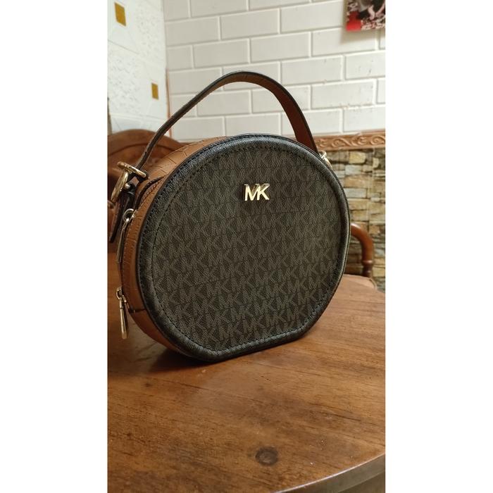 Preloved tas MK Delaney Medium Logo Canteen Crossbodybag