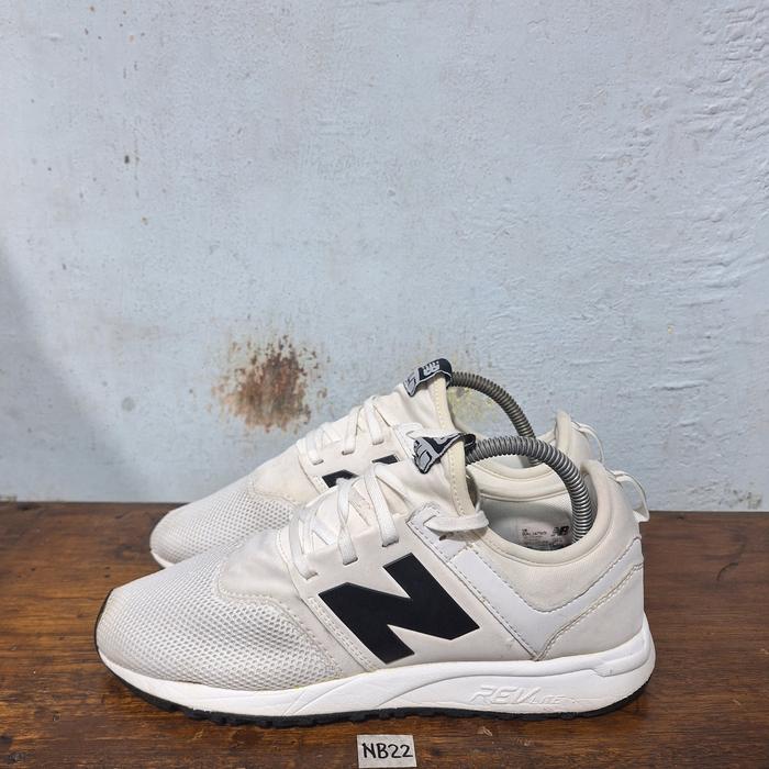 Sepatu second original New balance 247 size 40