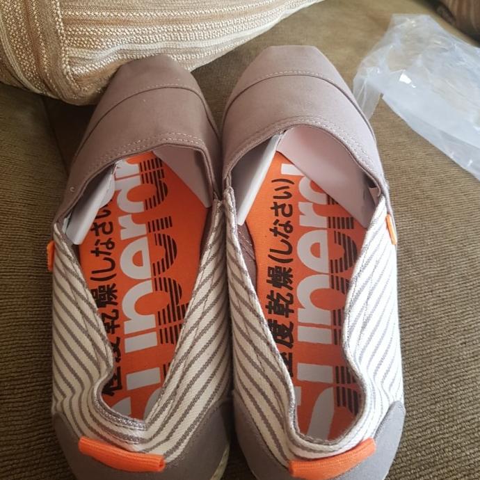 TERBAIK SEPATU SUPERDRY SLIP ON ORIGINAL BUKAN WAKAI TOMS VANS SKECHERS OUMA