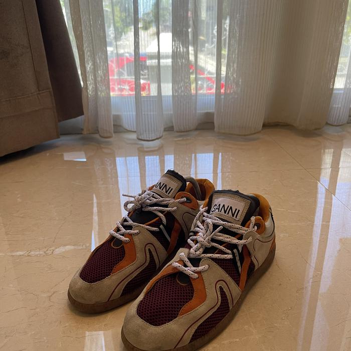 ganni not maison margiela  gat german army trainer not maison margiela tabi mm6 golden goose visvim 