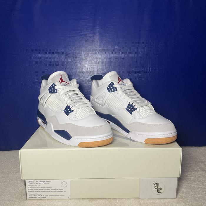 AIR JORDAN 4 x SB "NAVY BLUE"