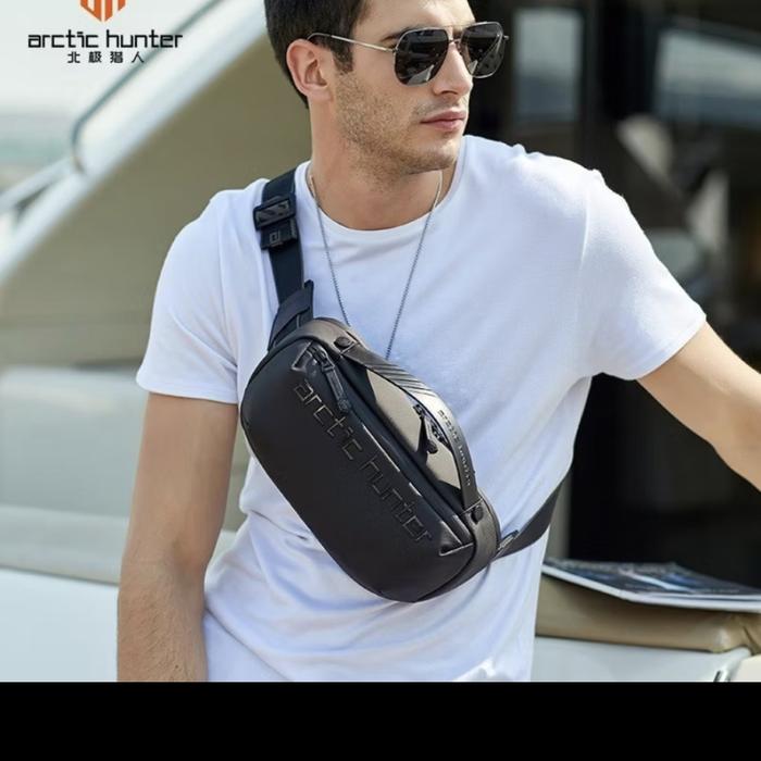 ARCTIC HUNTER Tas Selempang Pria Sling Bag Pria USB ARCTIC HUNTER 100% ori - INSECTS