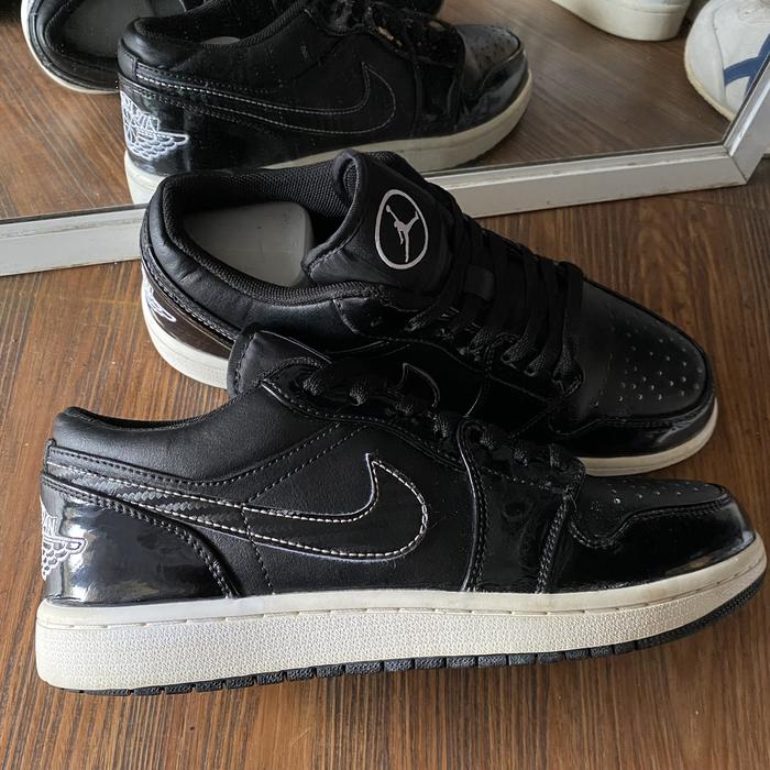 Nike air jordan 1 low black white murah - sneakers second market