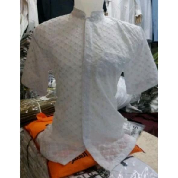 Baju Koko Putih & Putih Tulang Lengan Pendek, Bahan Katun Bordir by MB ( Muthia Butiq ).