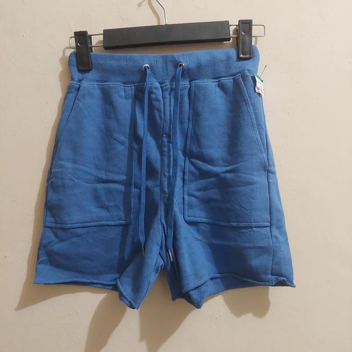 Celana Pendek Short pants Relaxed Global Uniqlo GU preloved