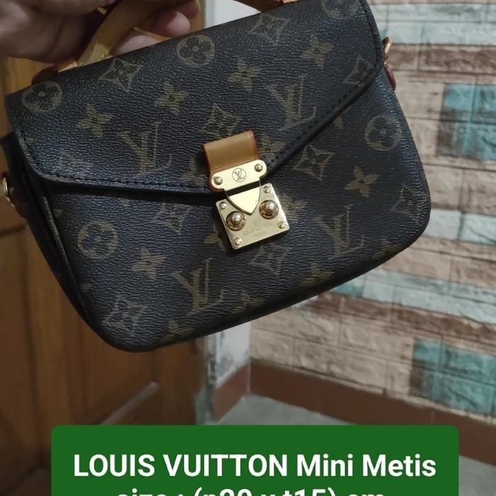 Tas selempang wanita, bahan kulit, model imut, Monogram Mini Metis