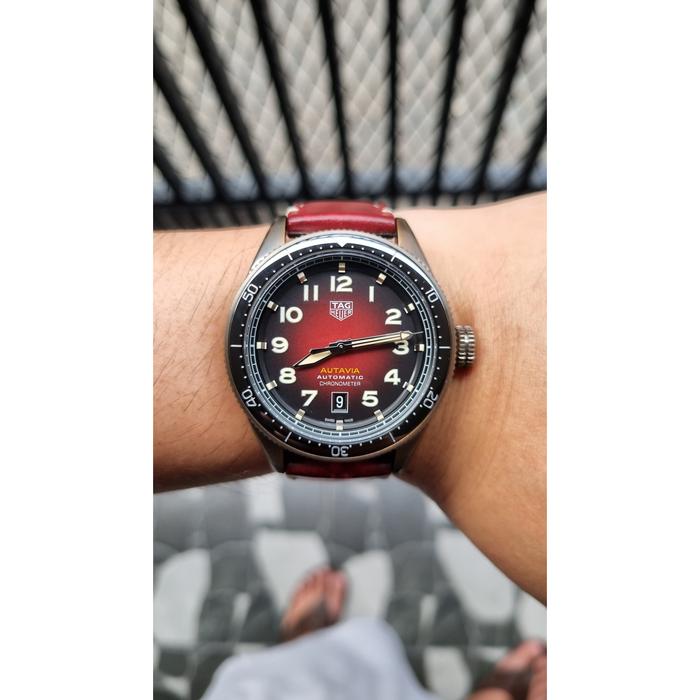 TAG Heuer Autavia Automatic Chronometer Red Dial Men's Watch