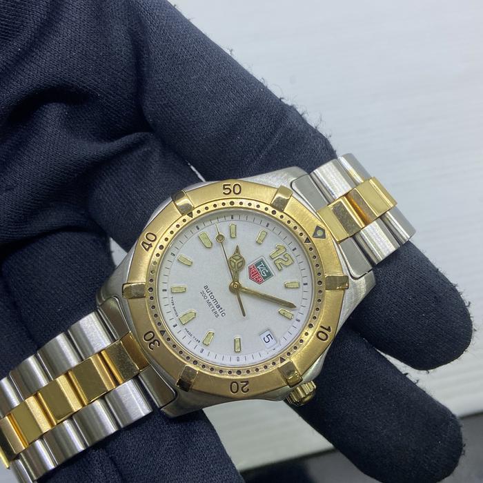 Tag Heuer 2000 Classic Automatic