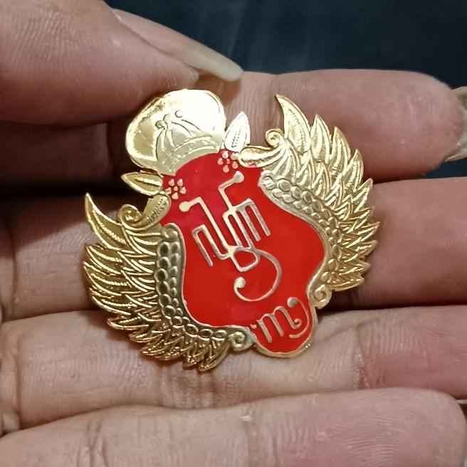 Bros Pin Logo Keraton Jogja / Yogya / Jogjakarta / Yogyakarta Warna