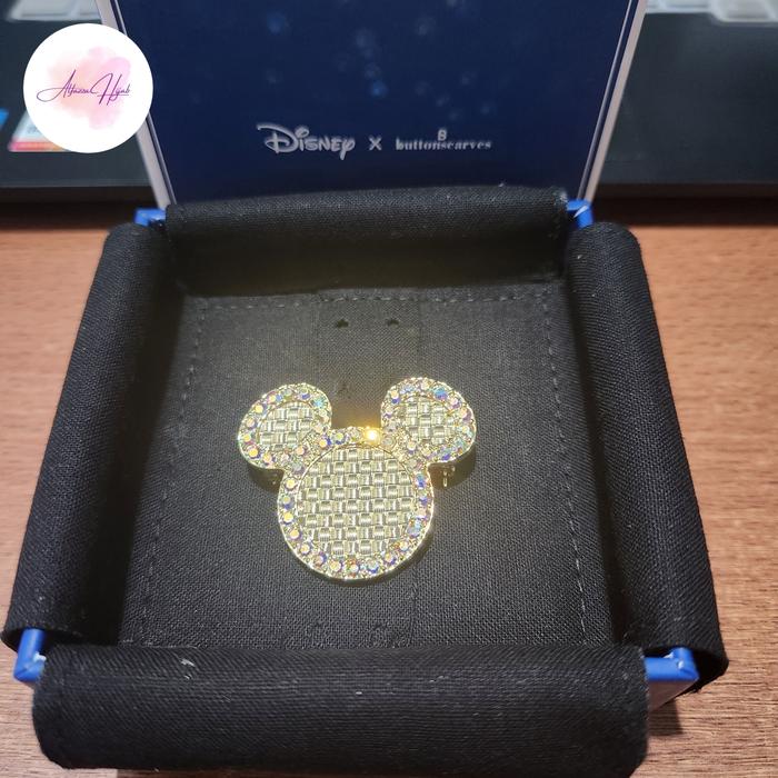 Disney x Buttonscarves Brooch - Gold (NEW)