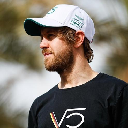 Aston Martin F1 2022 Sebastian Vettel Lifestyle Cap. Topi Unisex