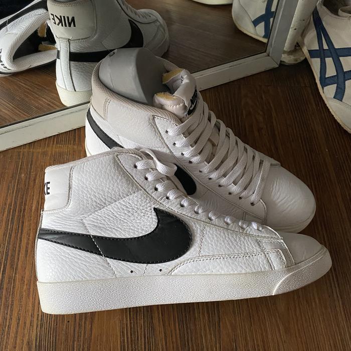 Nike blazer mid white black leather casual original murah - sneakers second market