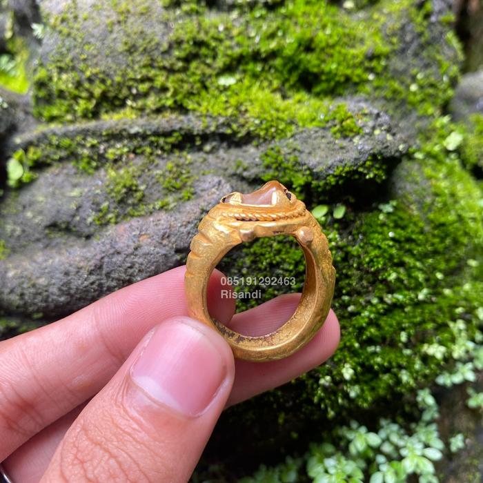 Cincin Emas temuan Sriwijaya Majapahit tua utuh antik klasik