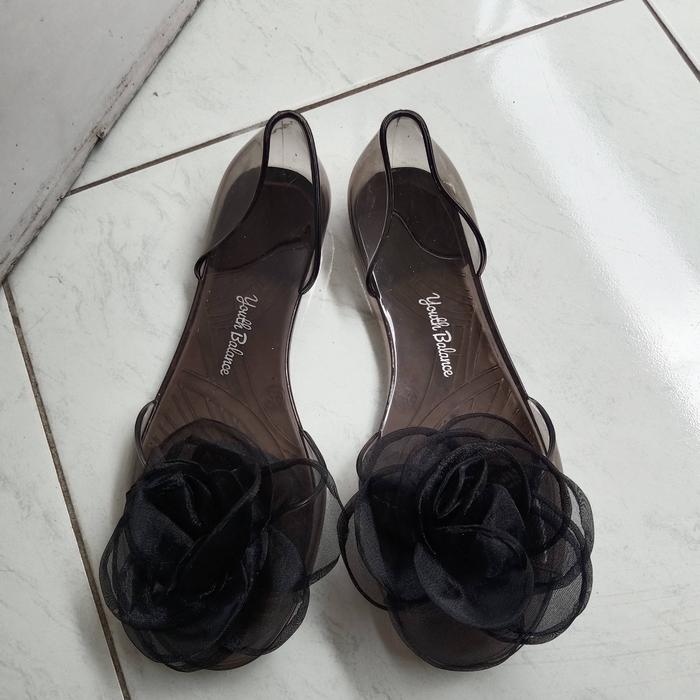 sepatu flatshoes hitam sepatu pancus wanita size 39