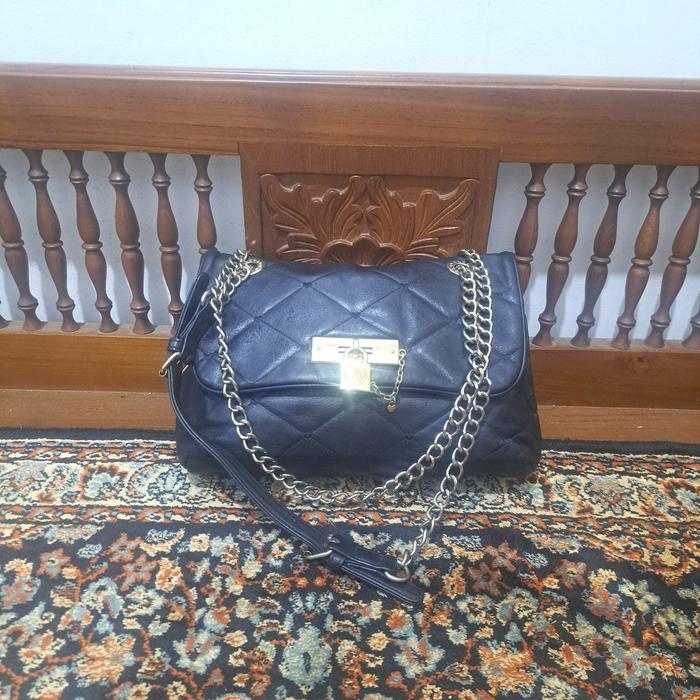 tas sling bag lovcat paris warna hitam