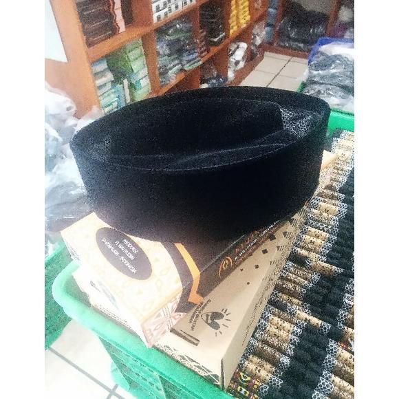 Kopiah/Peci/Songkok Padi Mas Hitam Polos (Ac/ Tanpa Ac) Tbk