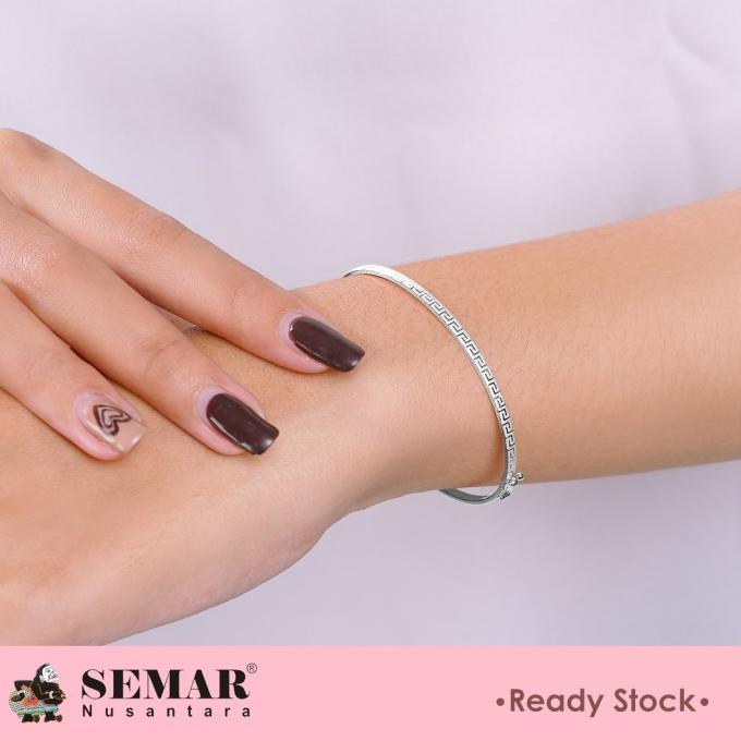 Gelang Emas Abigail Bangle White Gold 10K Semar Nusantara