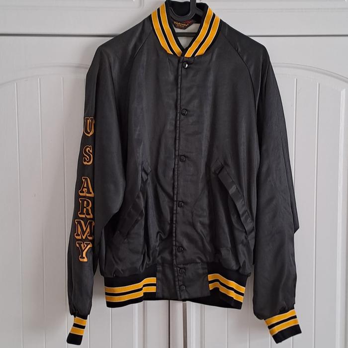 Jaket nilon satin Bolo US ARMY Preloved