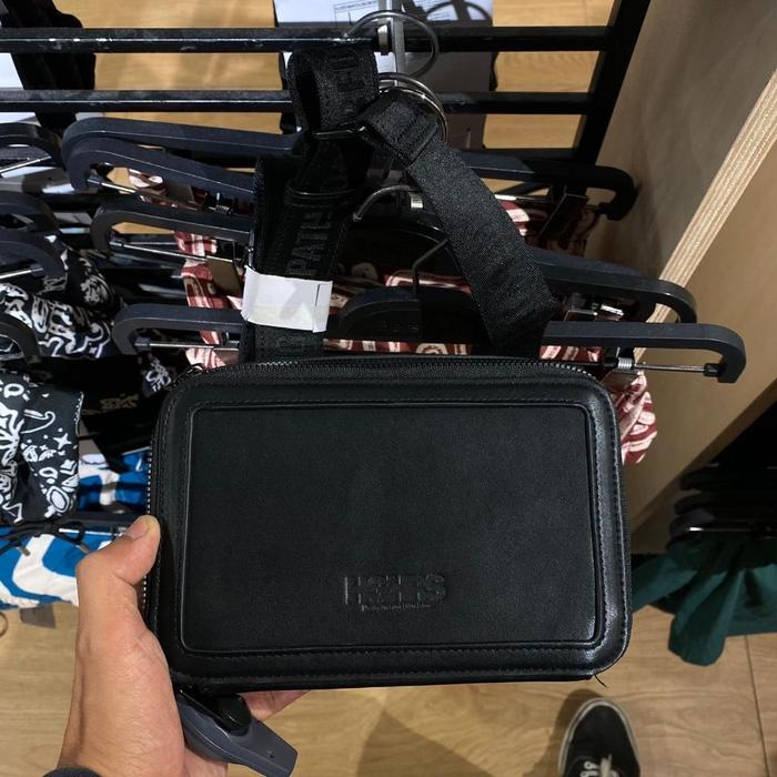 Jastip. Slingbag Bershka (Man)