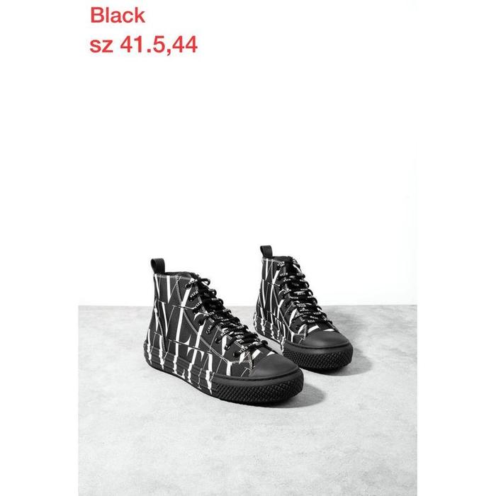 VALENTINO VLTN TIMES HIGH TOP SNEAKER ORIGINAL READY STOCK
