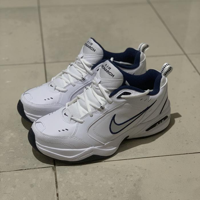 NIKE AIR MONARCH SIZE 45 BNIB