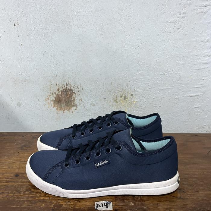 Sepatu second ori Rebook skyscape Size 37