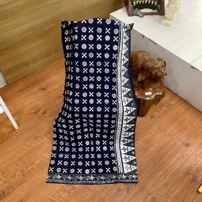 Sarung Batik Motif Bunga Daisy by Mandiri UD