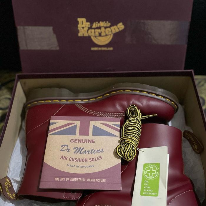 DOCMART OXBLOOD ENGLAND ORIGINAL