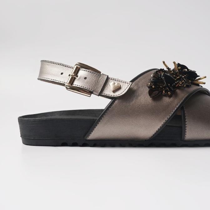 PVRA Sandal Wanita Cavvami Bronze Black