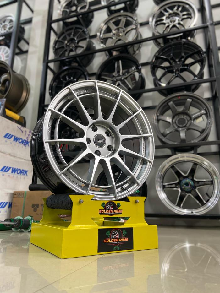 Velg Mobil Ssw Spider S345 R18 Bisa Untuk Mobil Innova Xpander Civic Hrv Dll