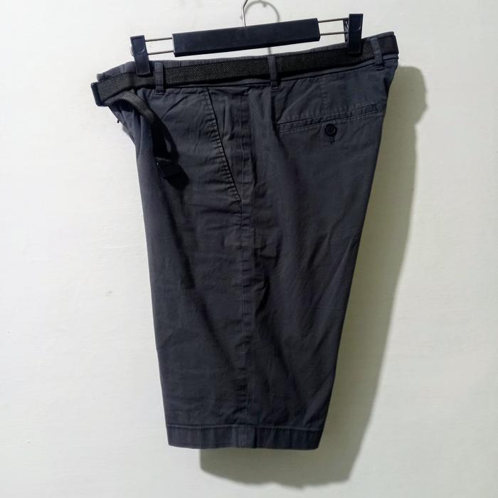 celana pendek casual basic house (free belt) original second