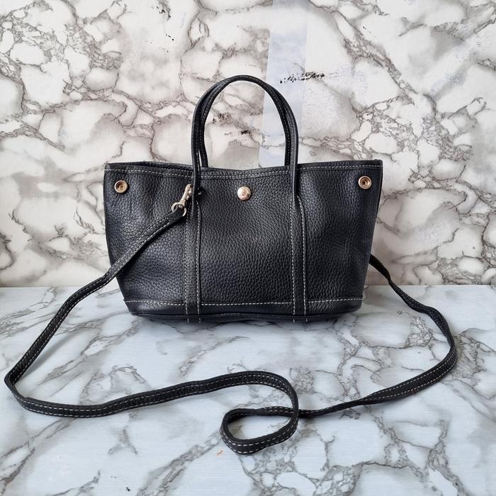 TAS SLING PESTA KULIT ASLI WANITA WHEREVER YOU GO SECOND IMPORT HITAM / TAS TOP HANDLE WANITA KULIT 
