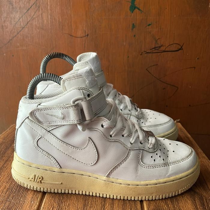 Sepatu Second Original Nike AF1 Mid White Size 35,5/22cm