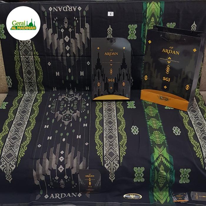 kain sarung Ardan sgj gold series hitam putih & warna by ketjubung