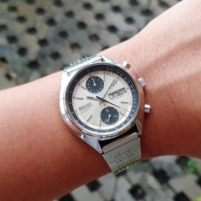 70s Vintage Seiko Baby Panda 6138-8000 automatic chronograph Patina Dial